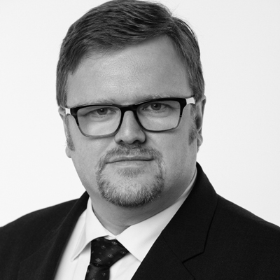 Holger  Schrader